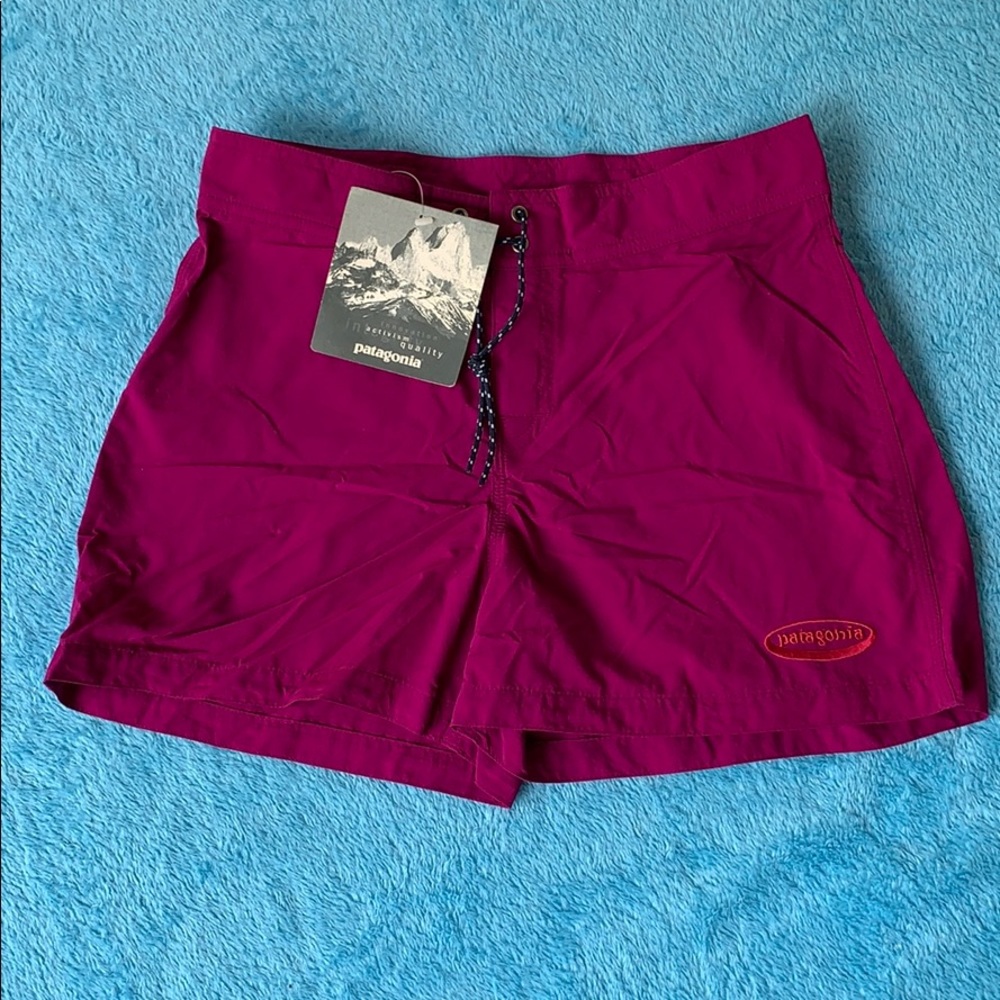 NWT Patagonia Fuschia Girls 12 BOARD SHORTS